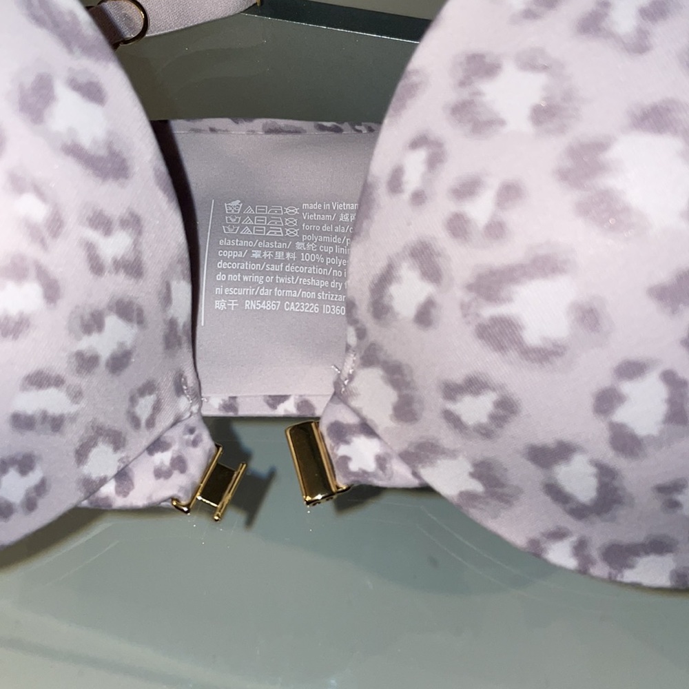 Victoria Secret Bra - Picture 2 of 4